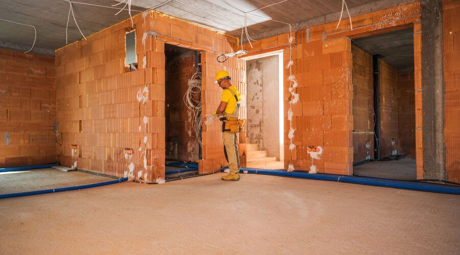 Expert Emergency Roof Repairs services in Matthews, IN